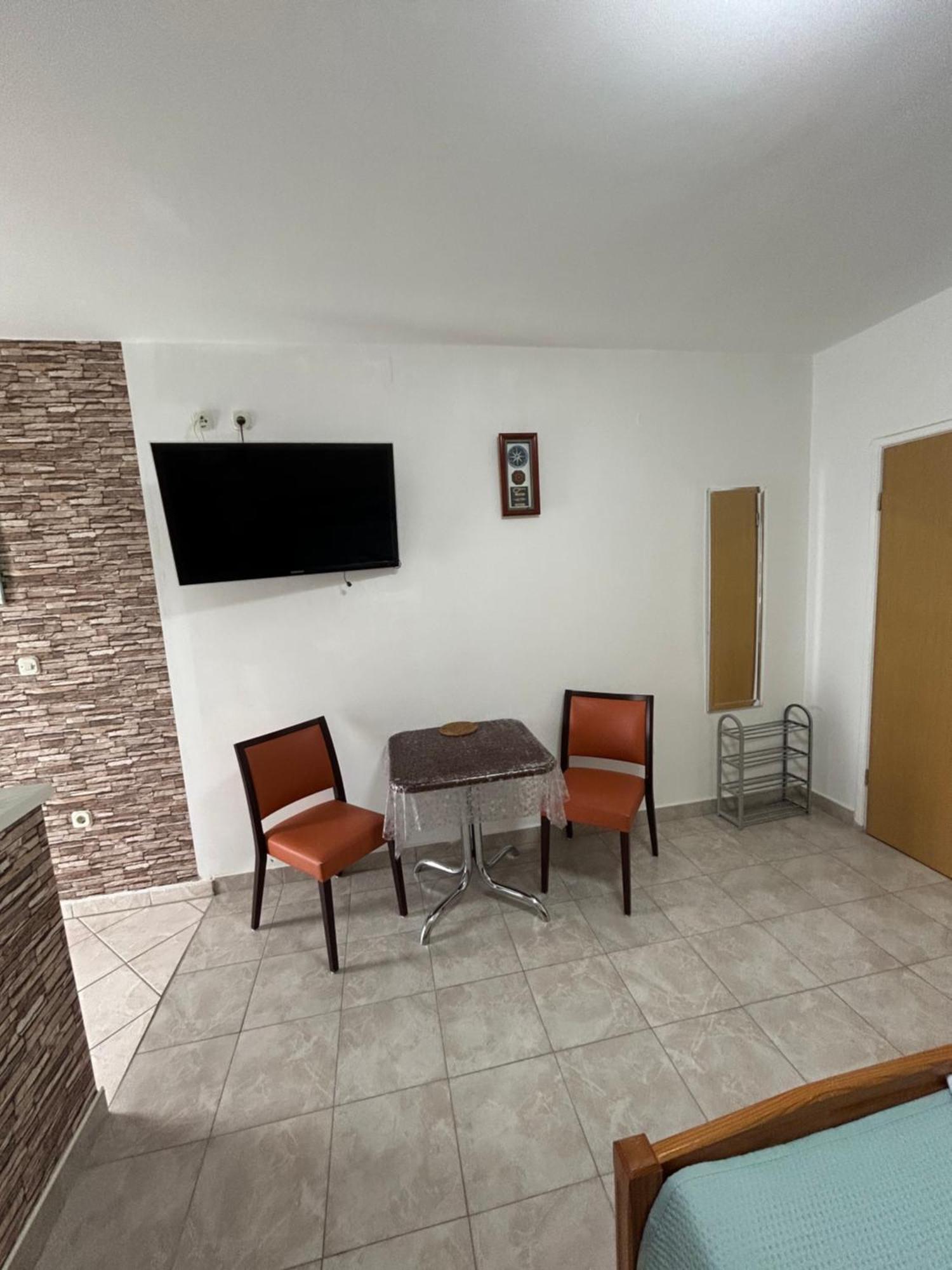 Apartments Zrakic 자톤 외부 사진